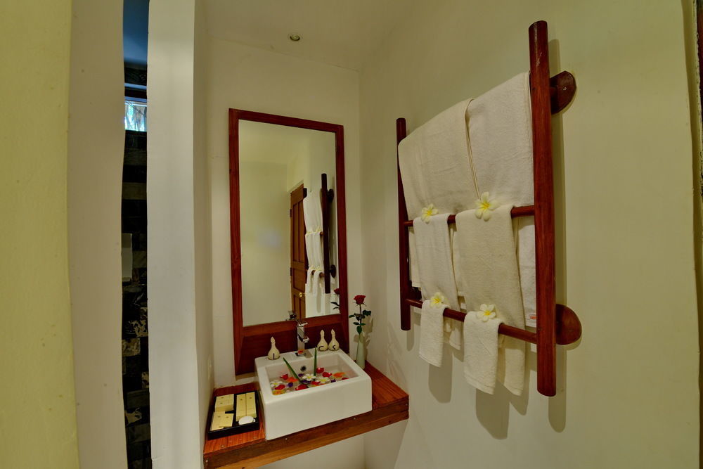 Oasis Hotel Nyaung-U Buitenkant foto