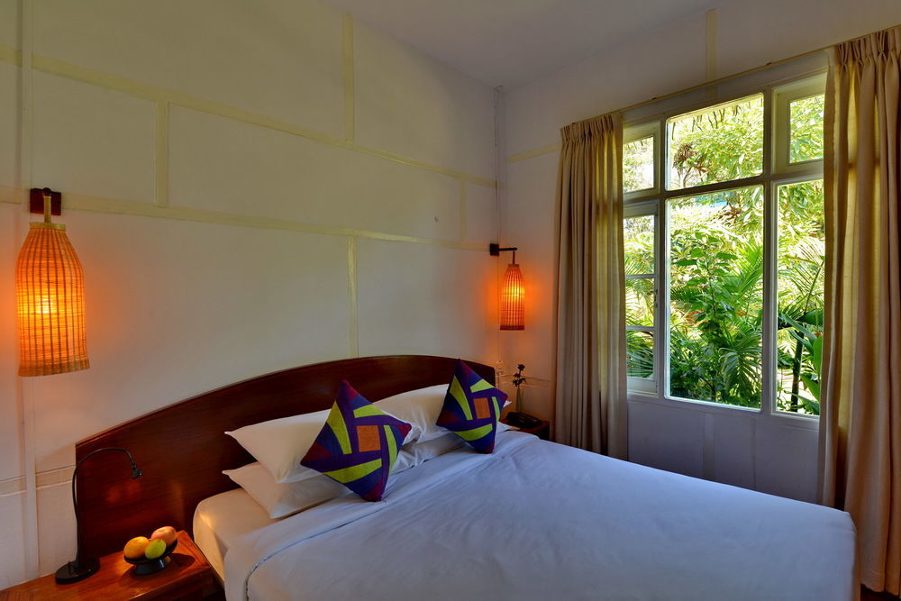 Oasis Hotel Nyaung-U Buitenkant foto