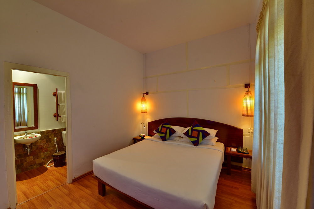 Oasis Hotel Nyaung-U Buitenkant foto