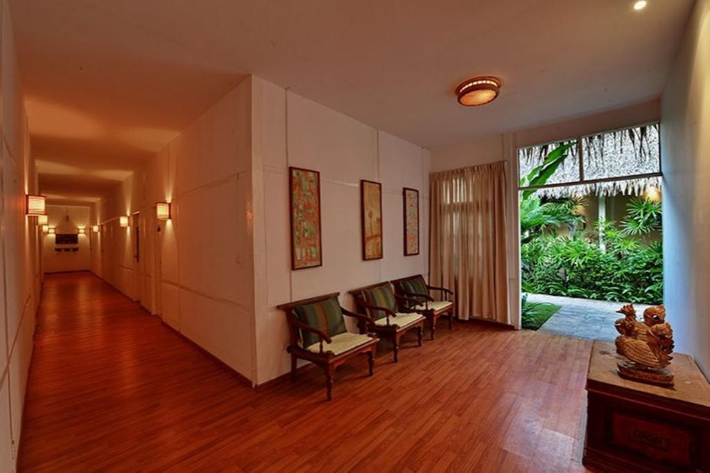 Oasis Hotel Nyaung-U Buitenkant foto