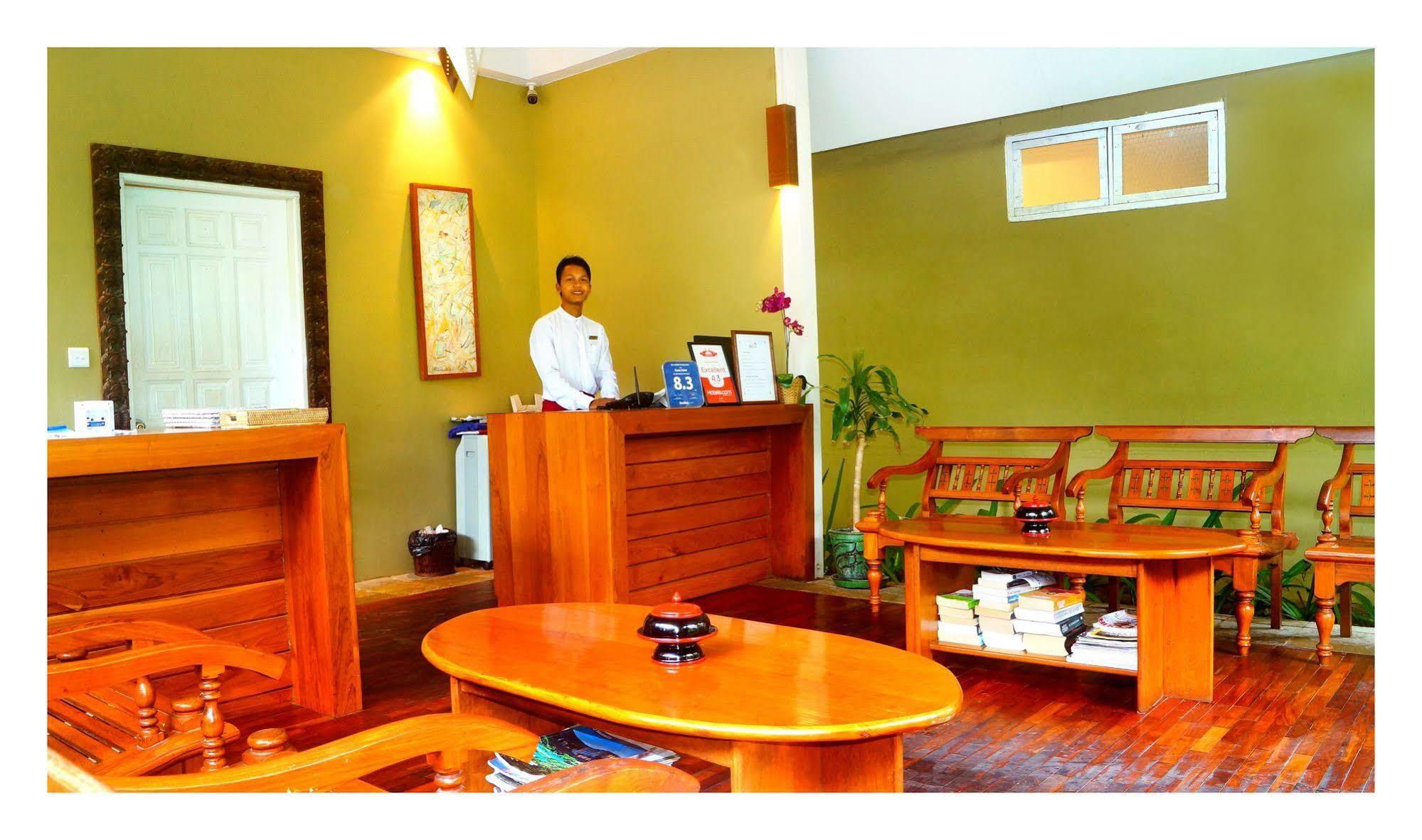 Oasis Hotel Nyaung-U Buitenkant foto