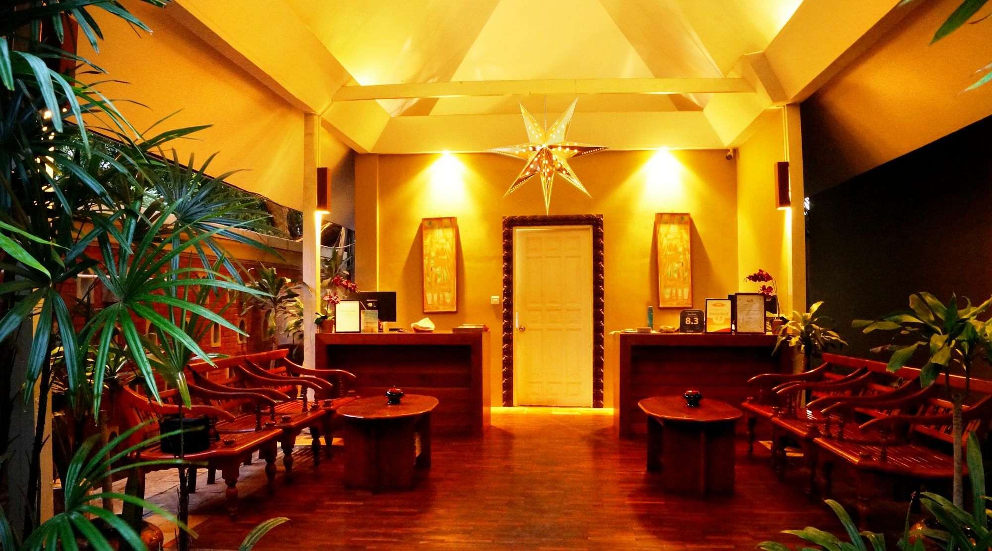 Oasis Hotel Nyaung-U Buitenkant foto